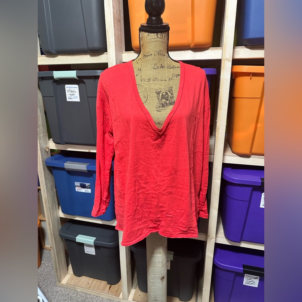 ♥️ FREE PEOPLE Red V-Neck Women's Top